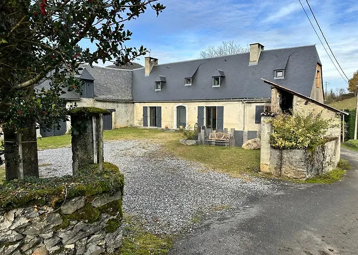 Ferme De Montagne Fraichement Renovee Chalet