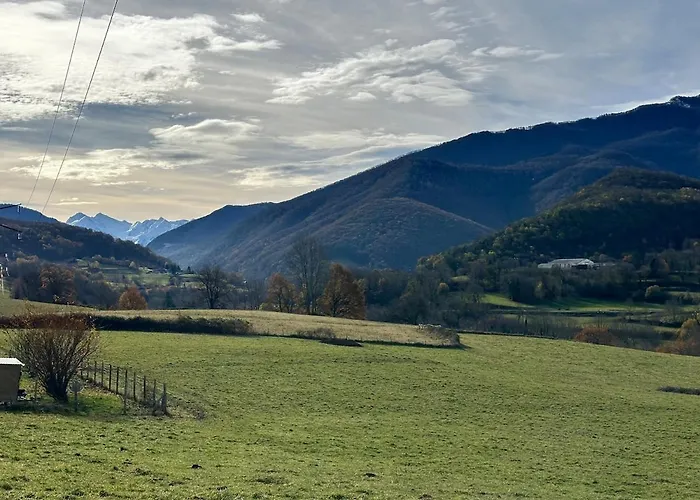Ferme De Montagne Fraichement Renovee Heches