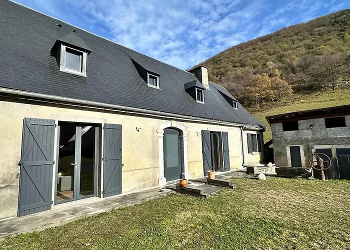 Chalet Ferme De Montagne Fraichement Renovee *